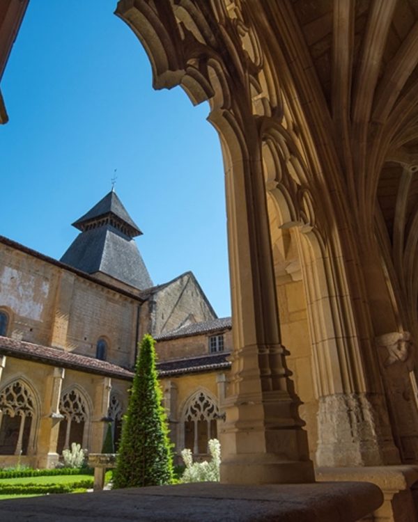 Cloitre de Caoudin ©cloitre cadouin.fr Cloitre de Caoudin ©cloitre cadouin.fr